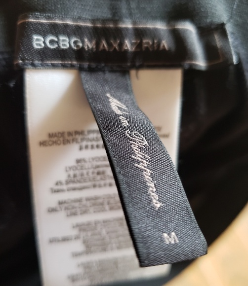 BCBGMAXAZRIA SKIRT - Picture 4 of 5